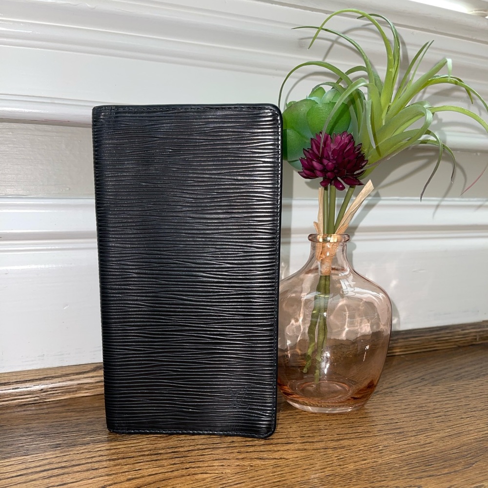 SOLD 100% Authentic Louis Vuitton wallet